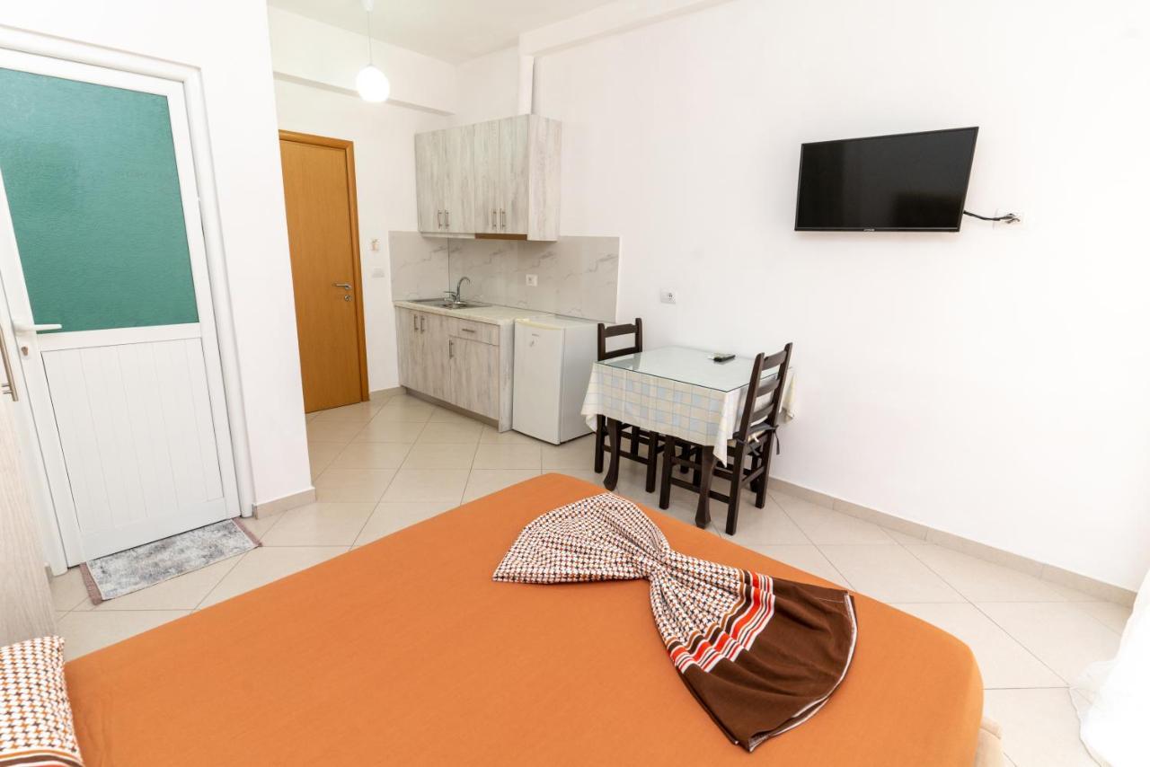 סרנדה Sheme'S Apartments מראה חיצוני תמונה