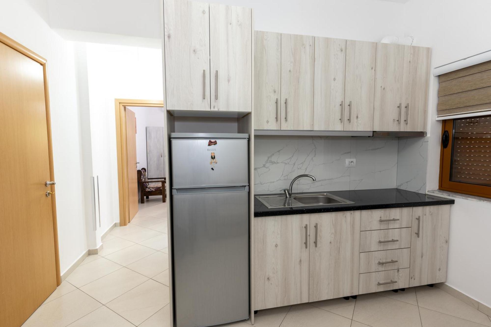 סרנדה Sheme'S Apartments מראה חיצוני תמונה